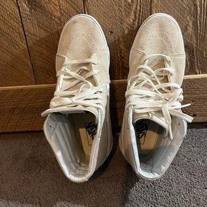 Vans high top women’s 10.5 men’s 9
